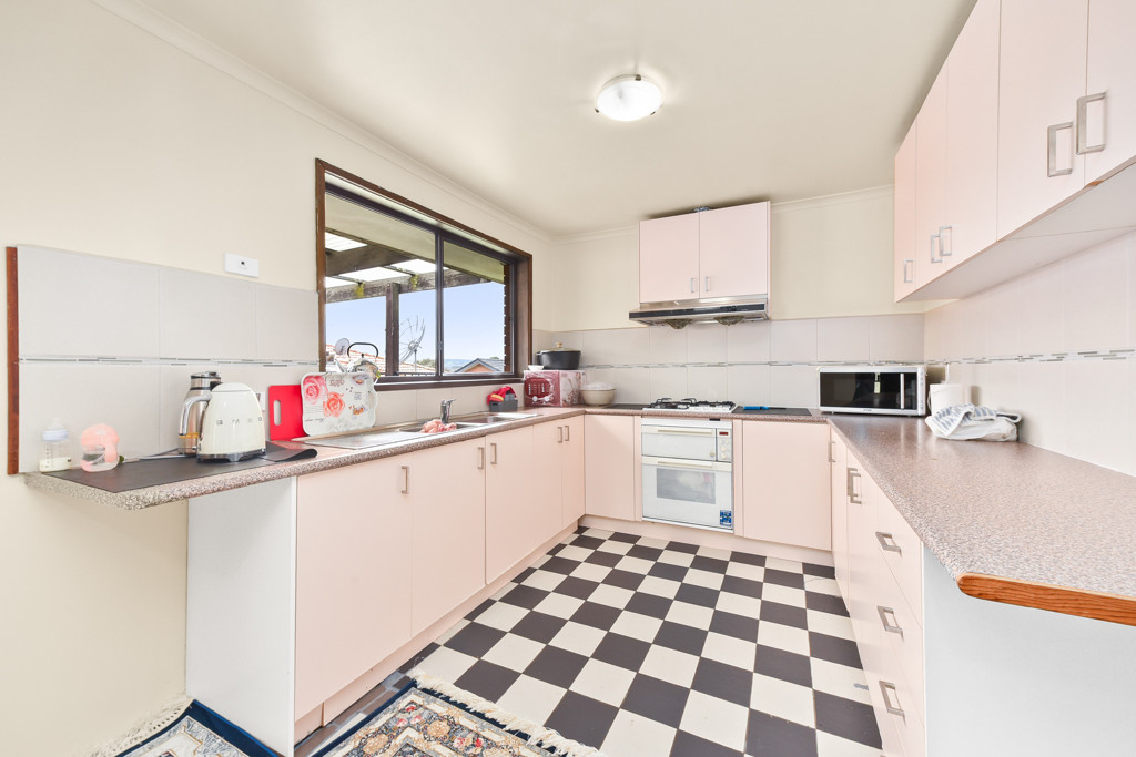8 Kensington Court, Hampton Park - Thumbnail 6