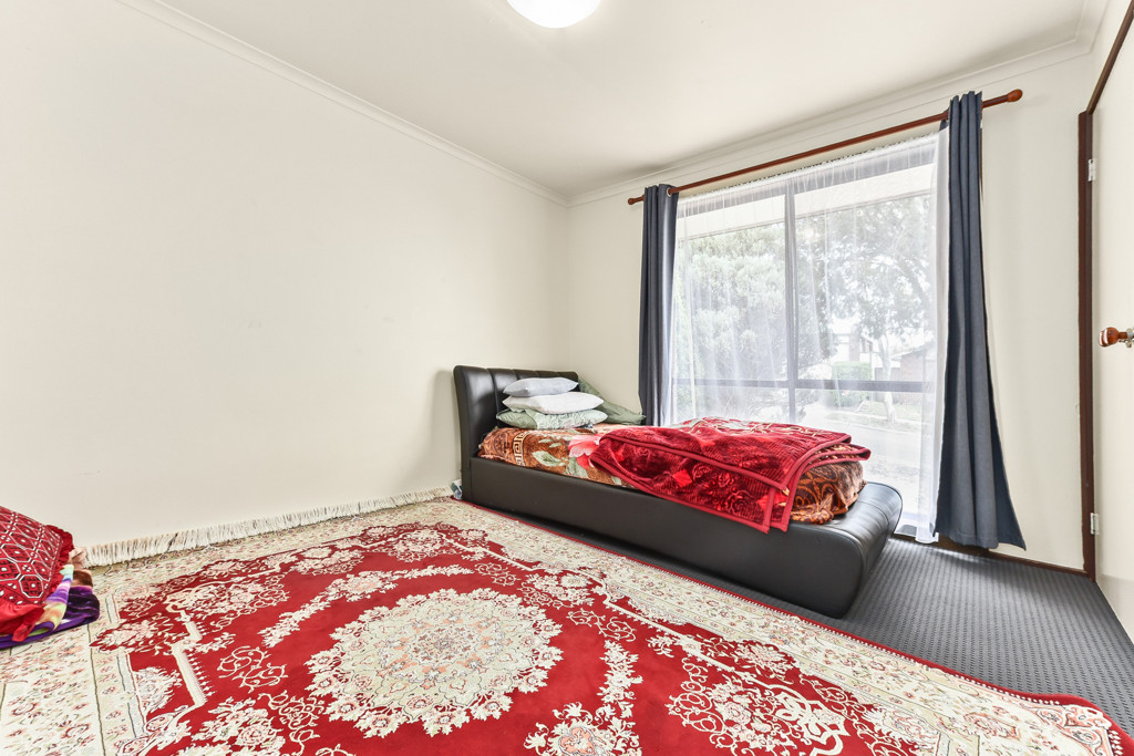 8 Kensington Court, Hampton Park - Thumbnail 8
