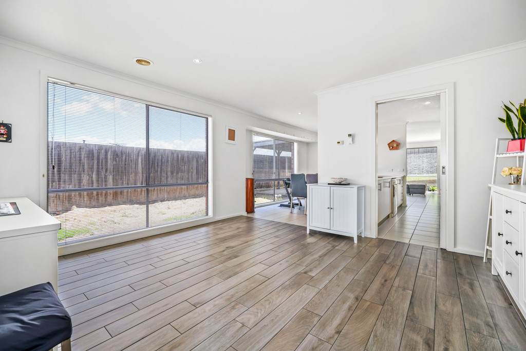 24 Manna Gum Drive, Pakenham - Thumbnail 4