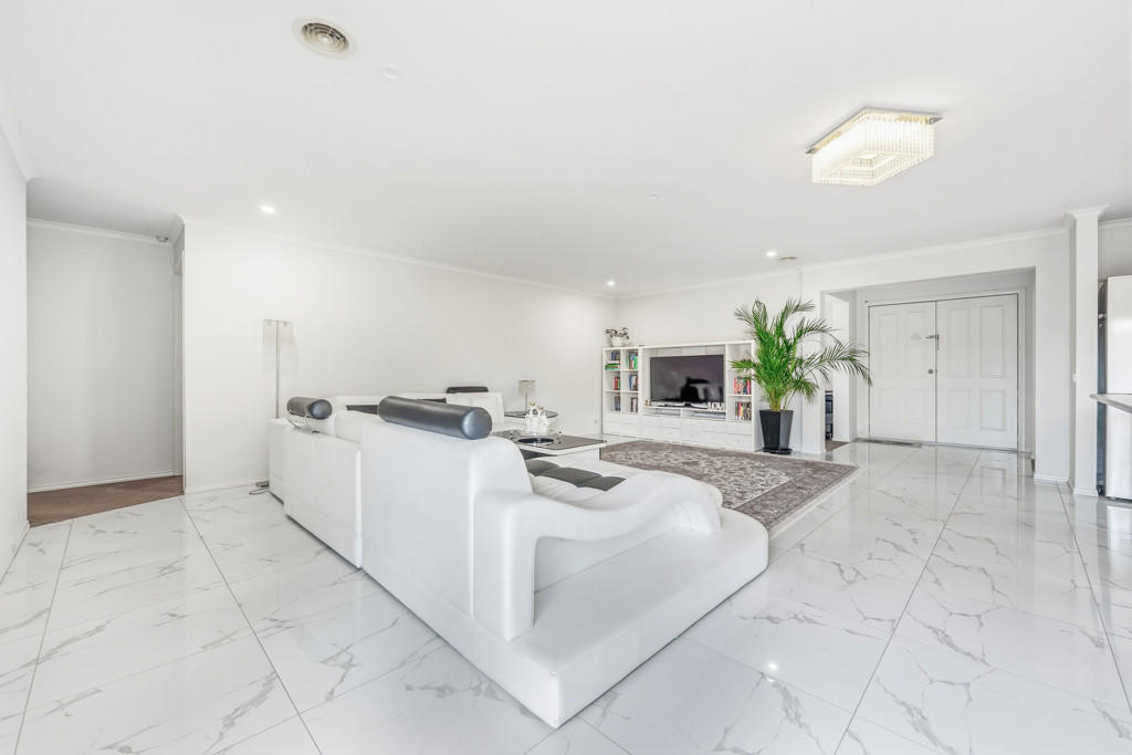 110 Webster Way, Pakenham - Thumbnail 3