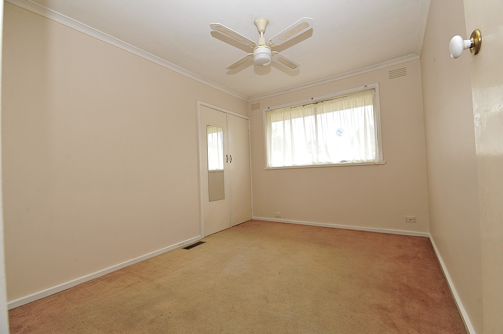 12 Magid Avenue, Wheelers Hill - Thumbnail 7