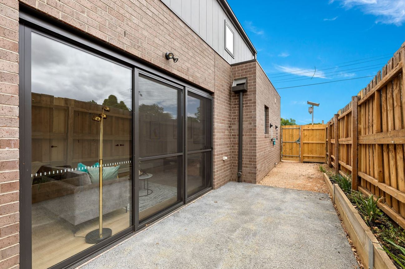 2A Spencer Street, Heidelberg Heights VIC