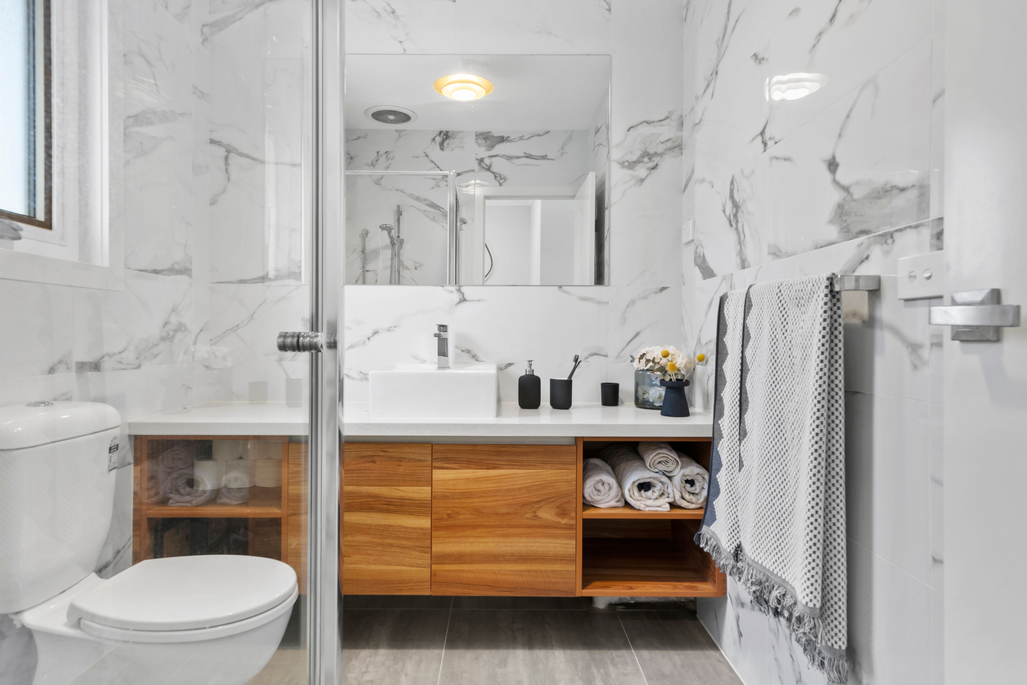 4/37 Blackwood Parade, Heidelberg West VIC