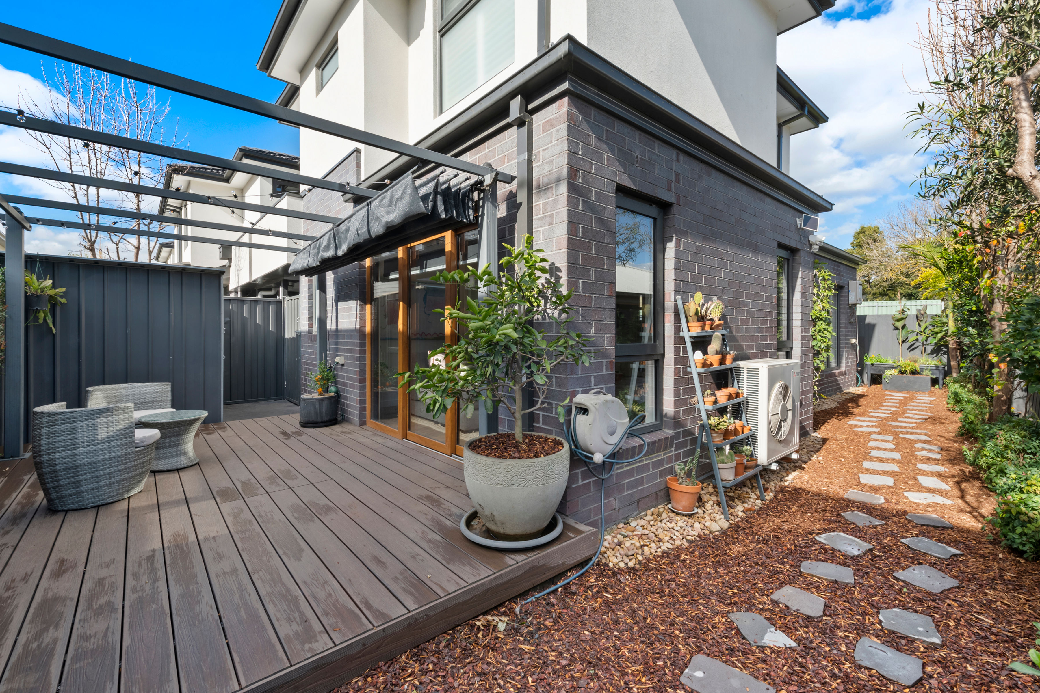 4/37 Blackwood Parade, Heidelberg West VIC