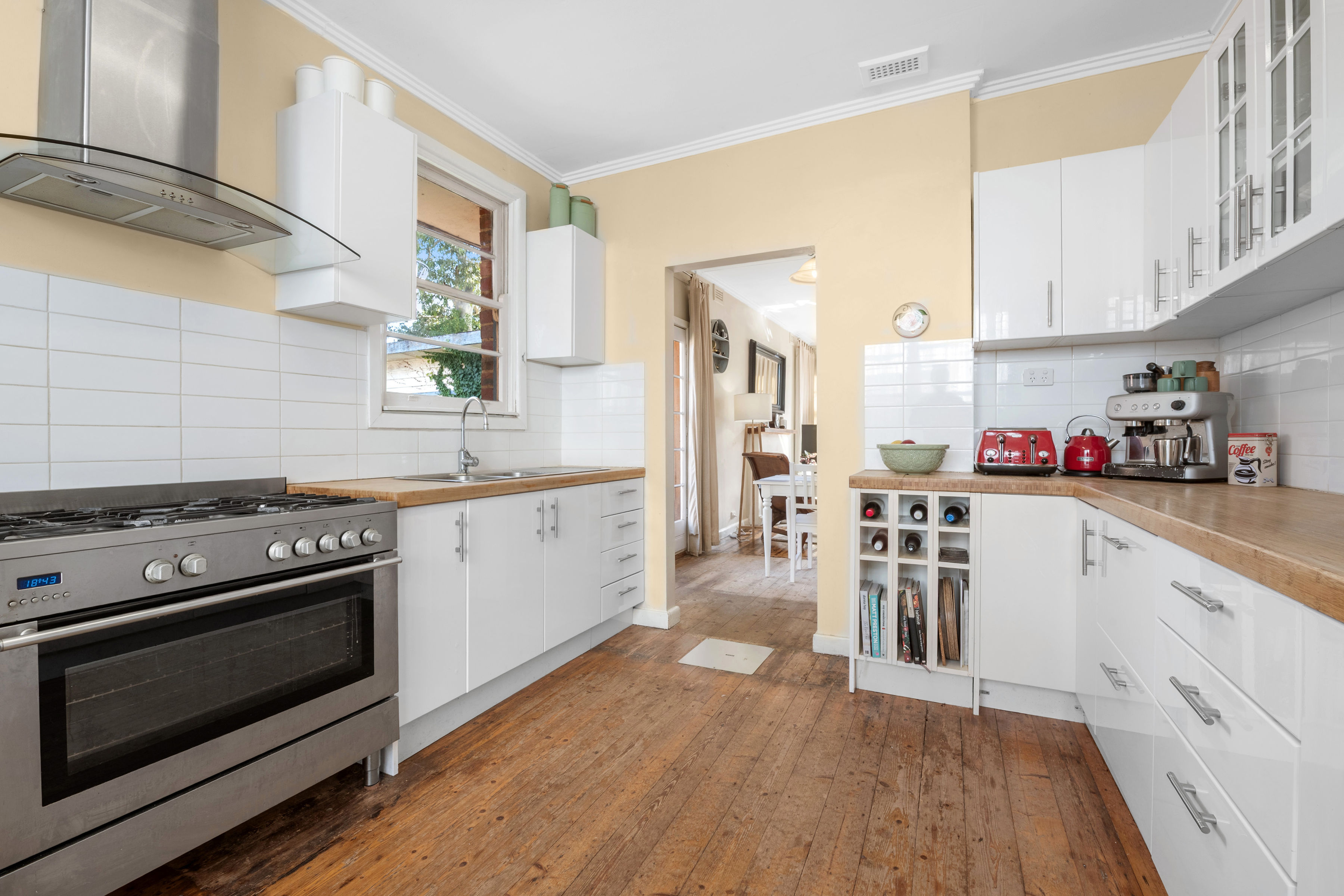 21 Timor Parade, Heidelberg West VIC