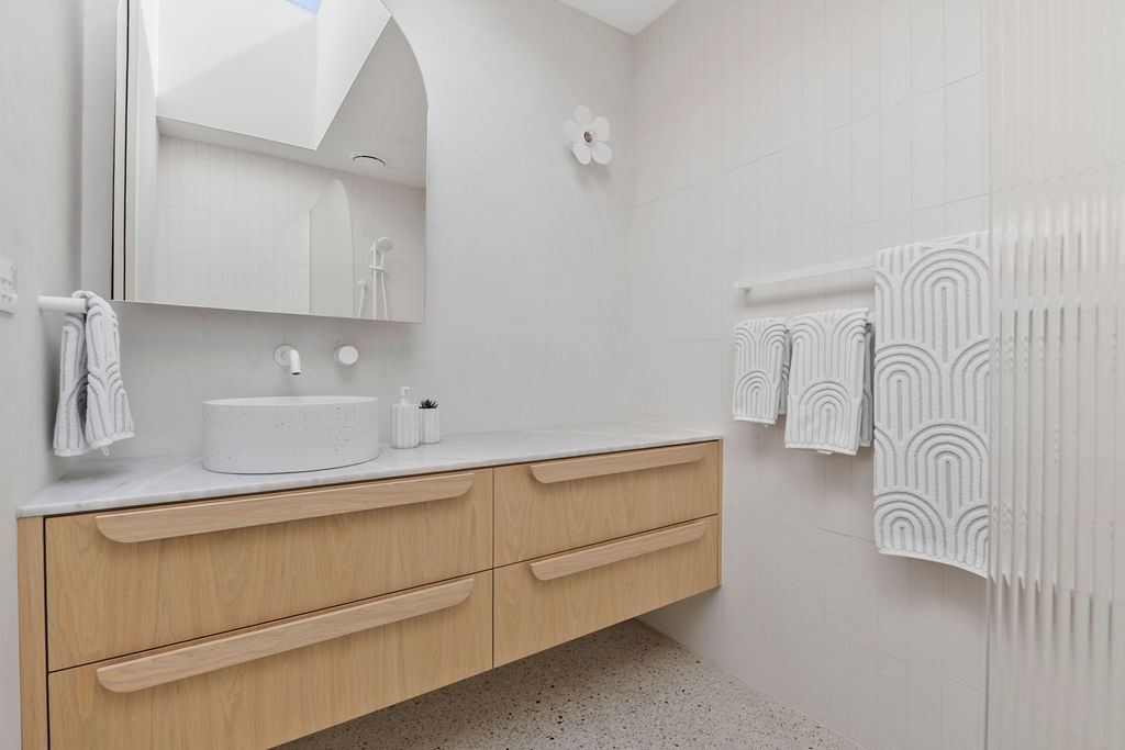 32 Hakatere Street, Northcote VIC