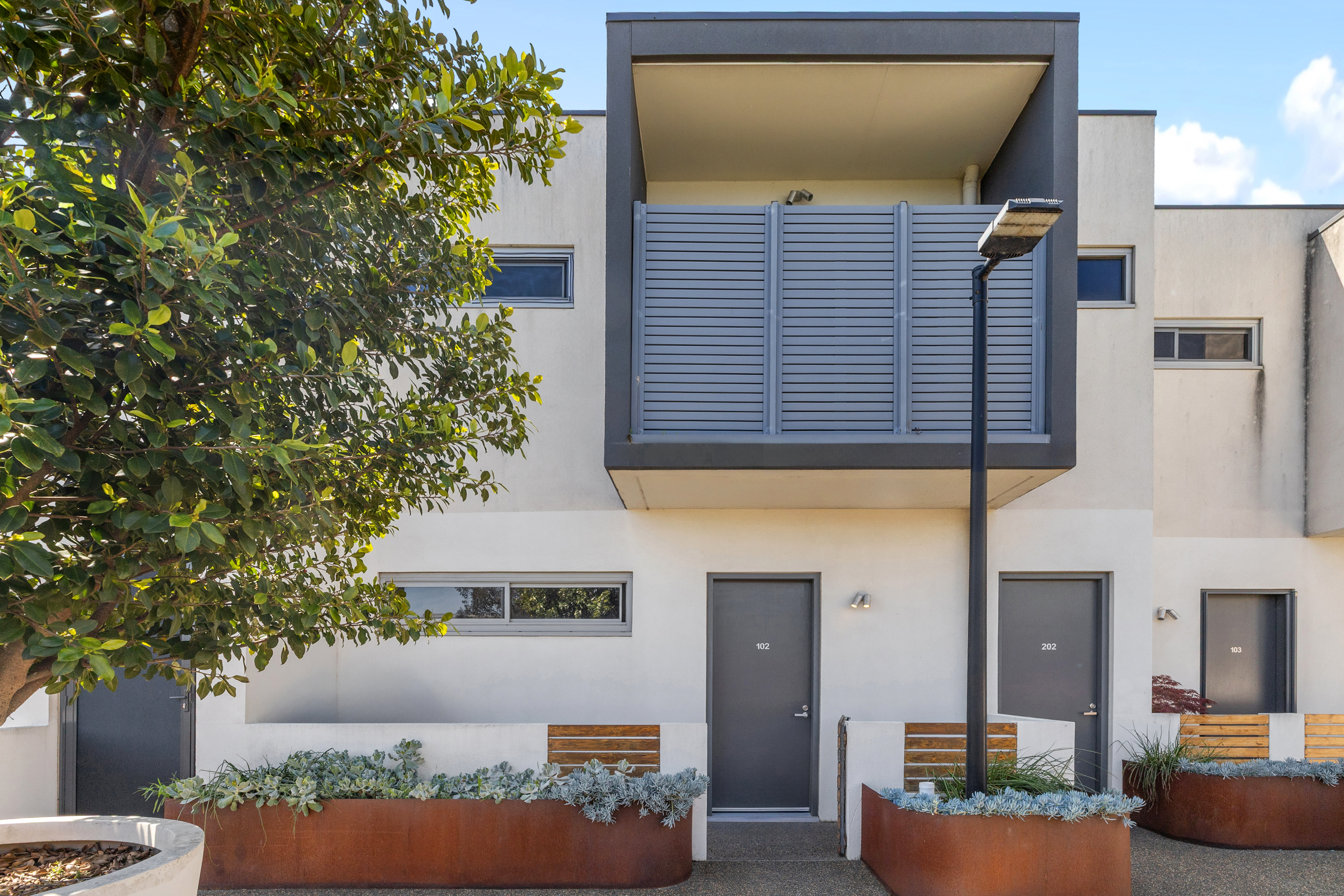 102/264 Waterdale Road, Ivanhoe VIC