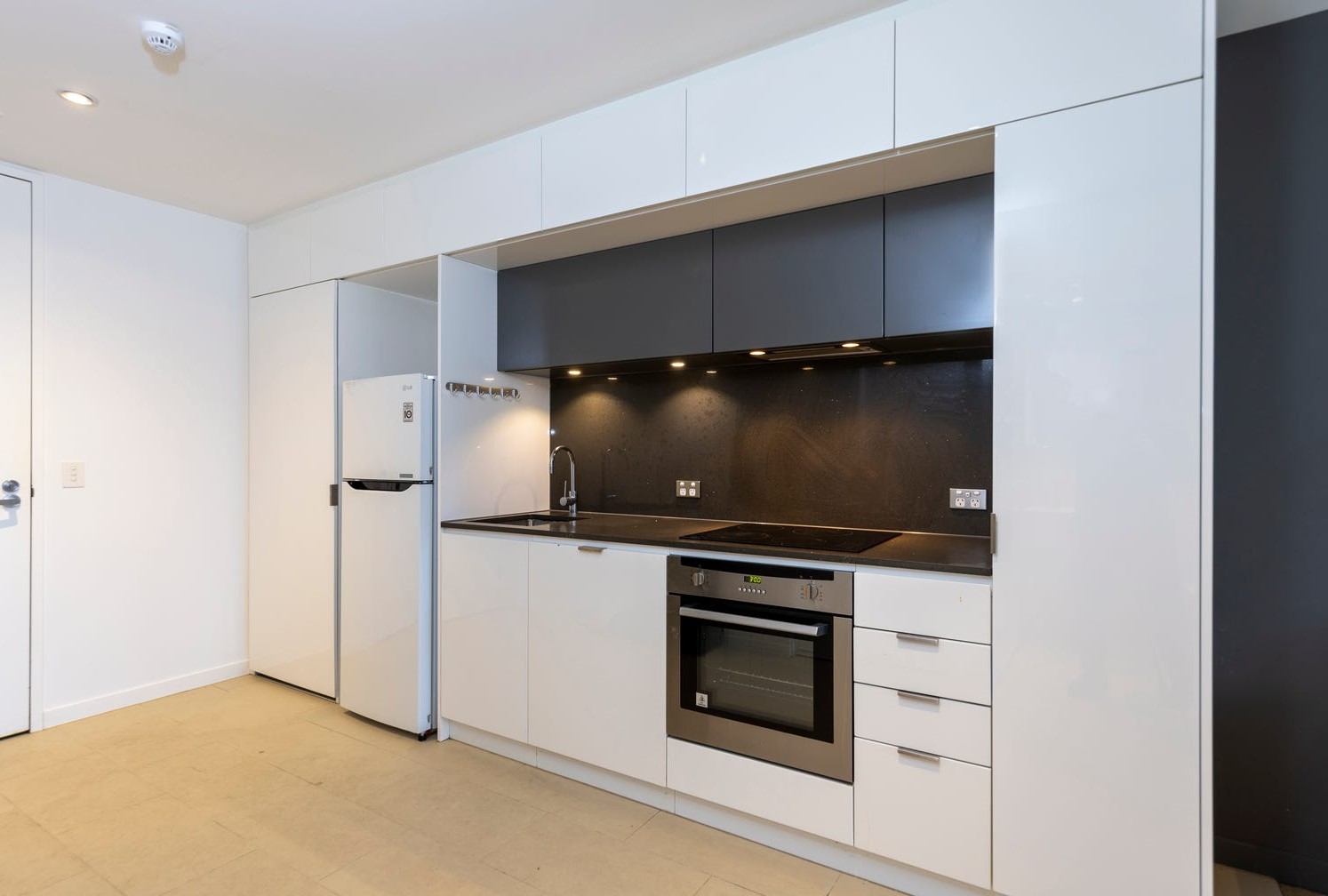 804/555 Swanston Street, Carlton VIC