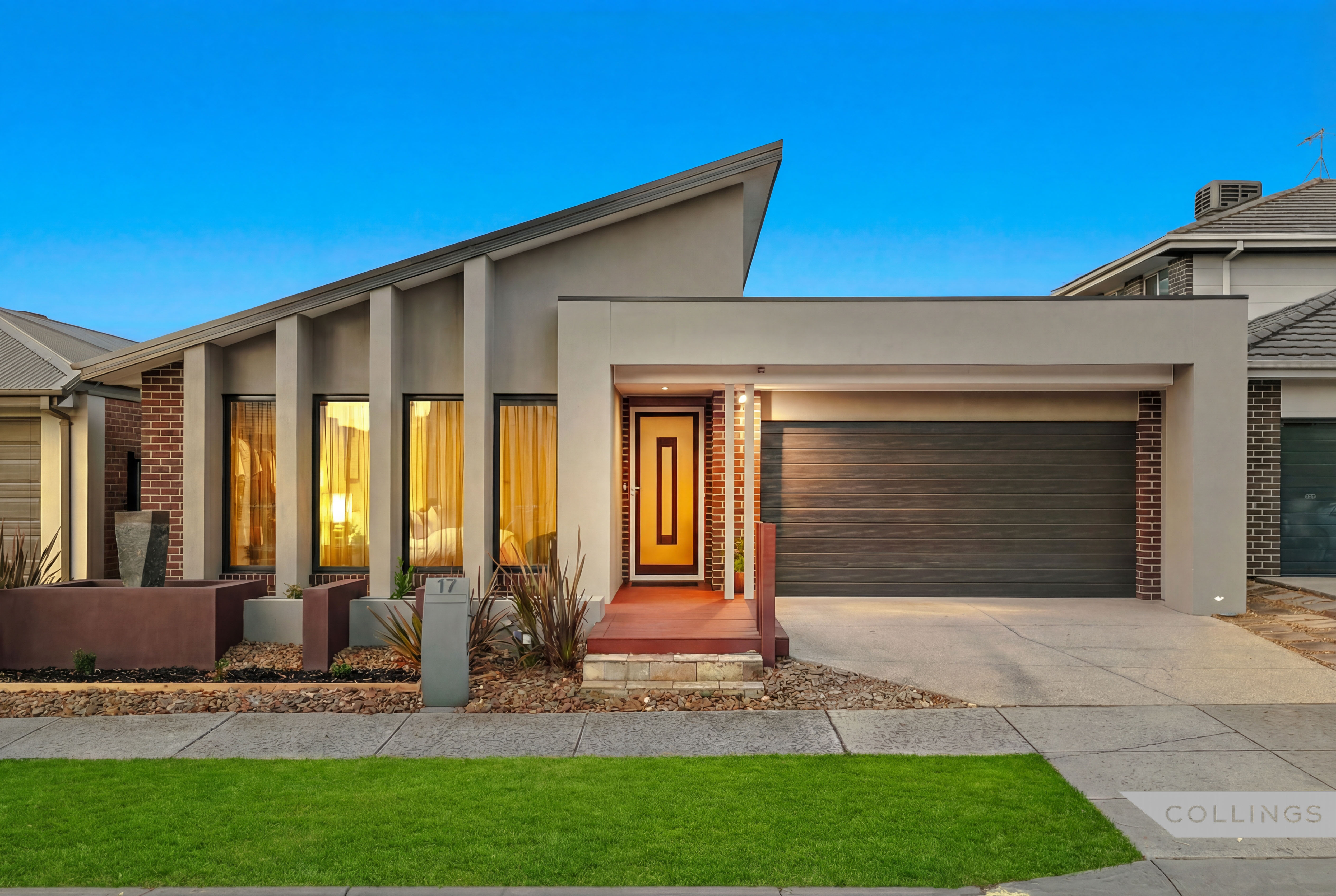 17 Percheron Way, Clyde North VIC