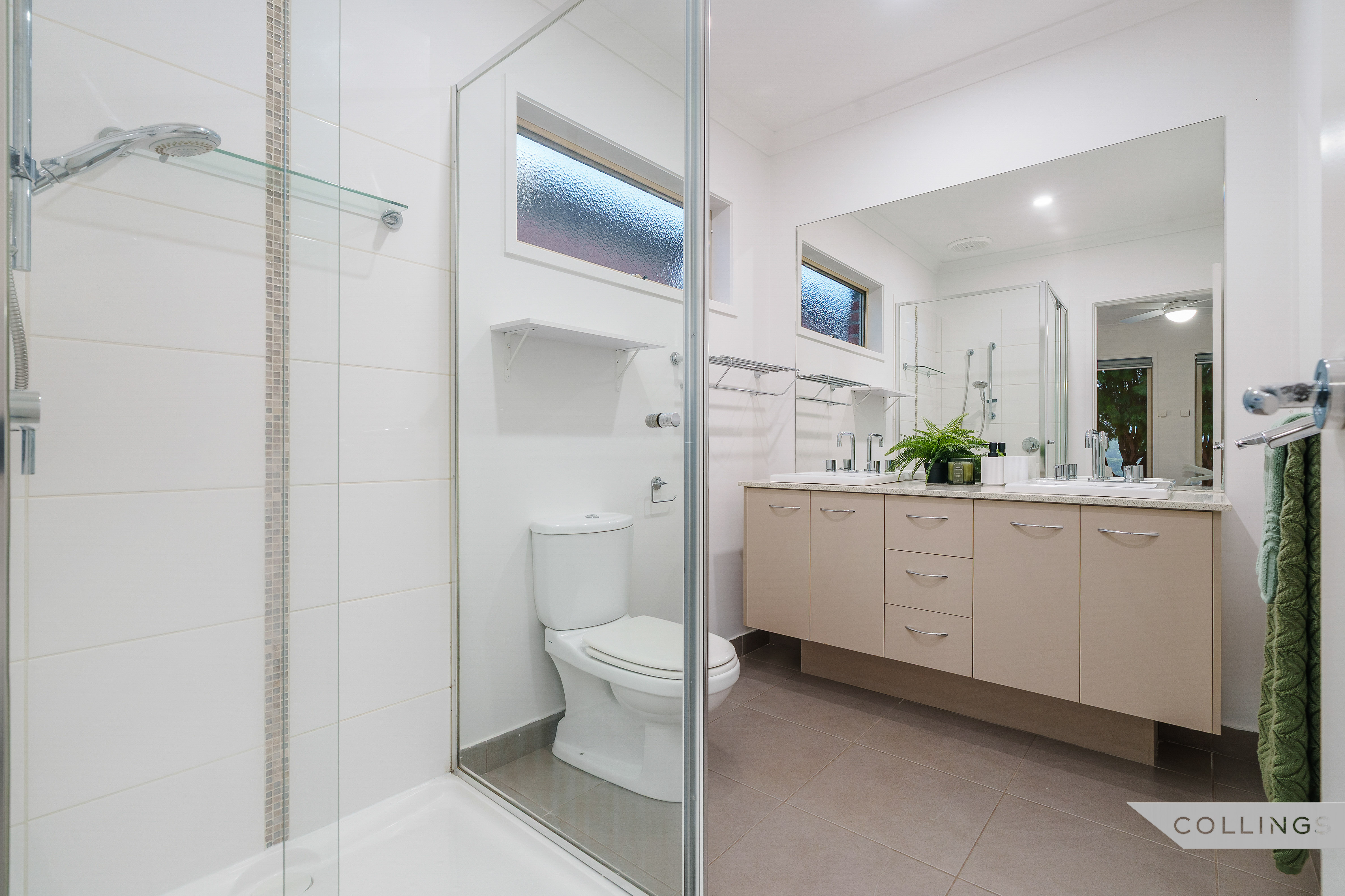 15 Paddys Place, South Morang VIC