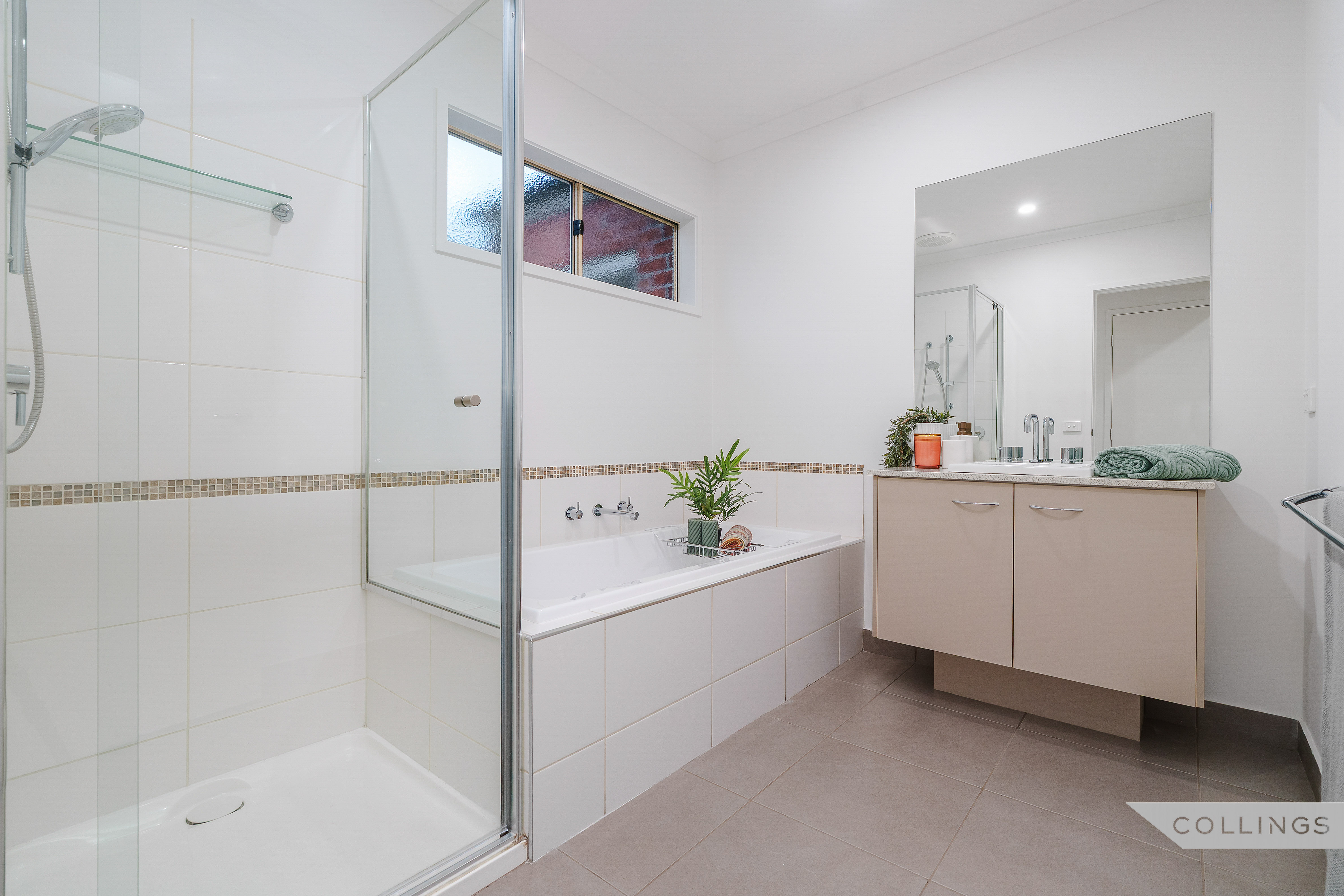 15 Paddys Place, South Morang VIC