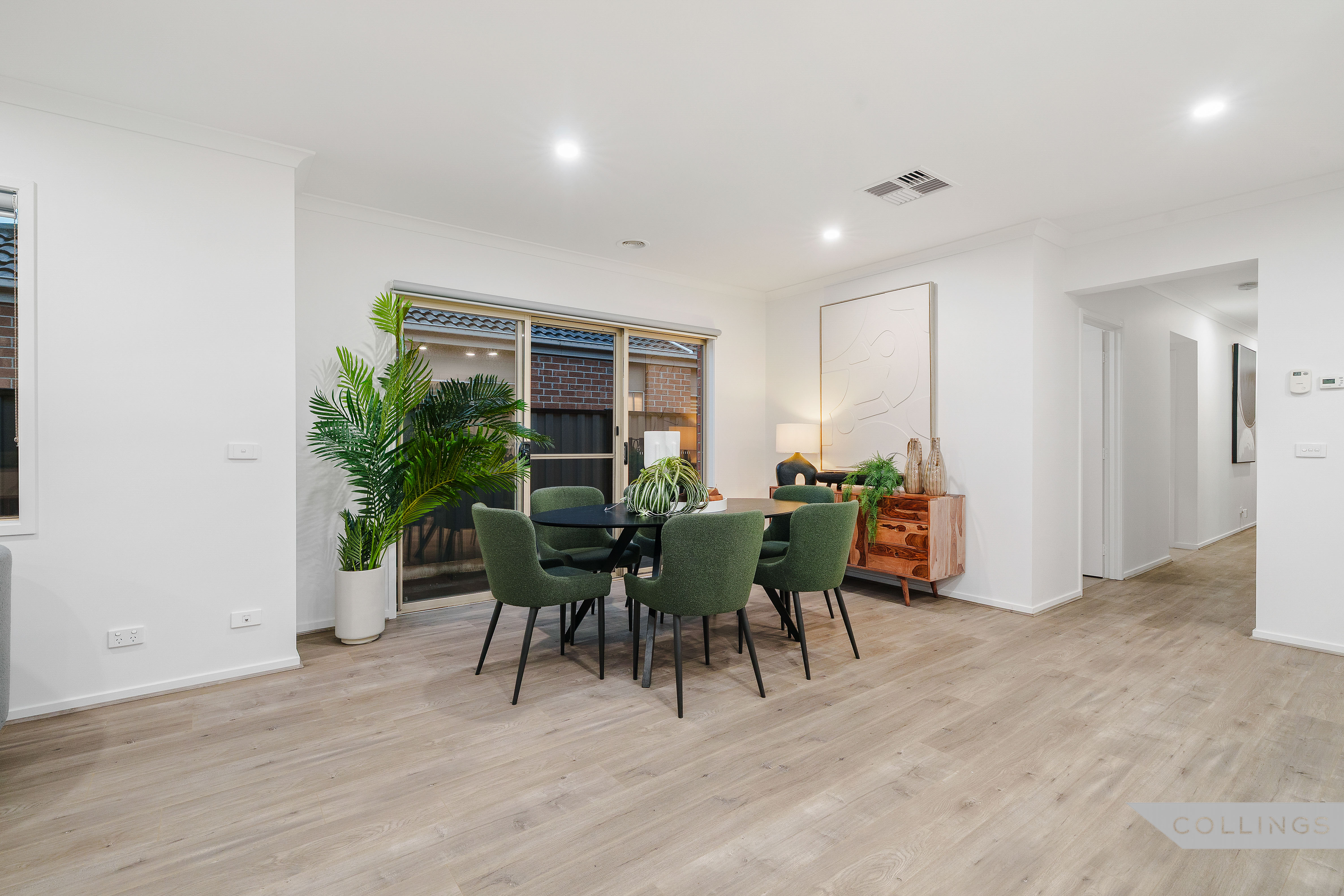 15 Paddys Place, South Morang VIC