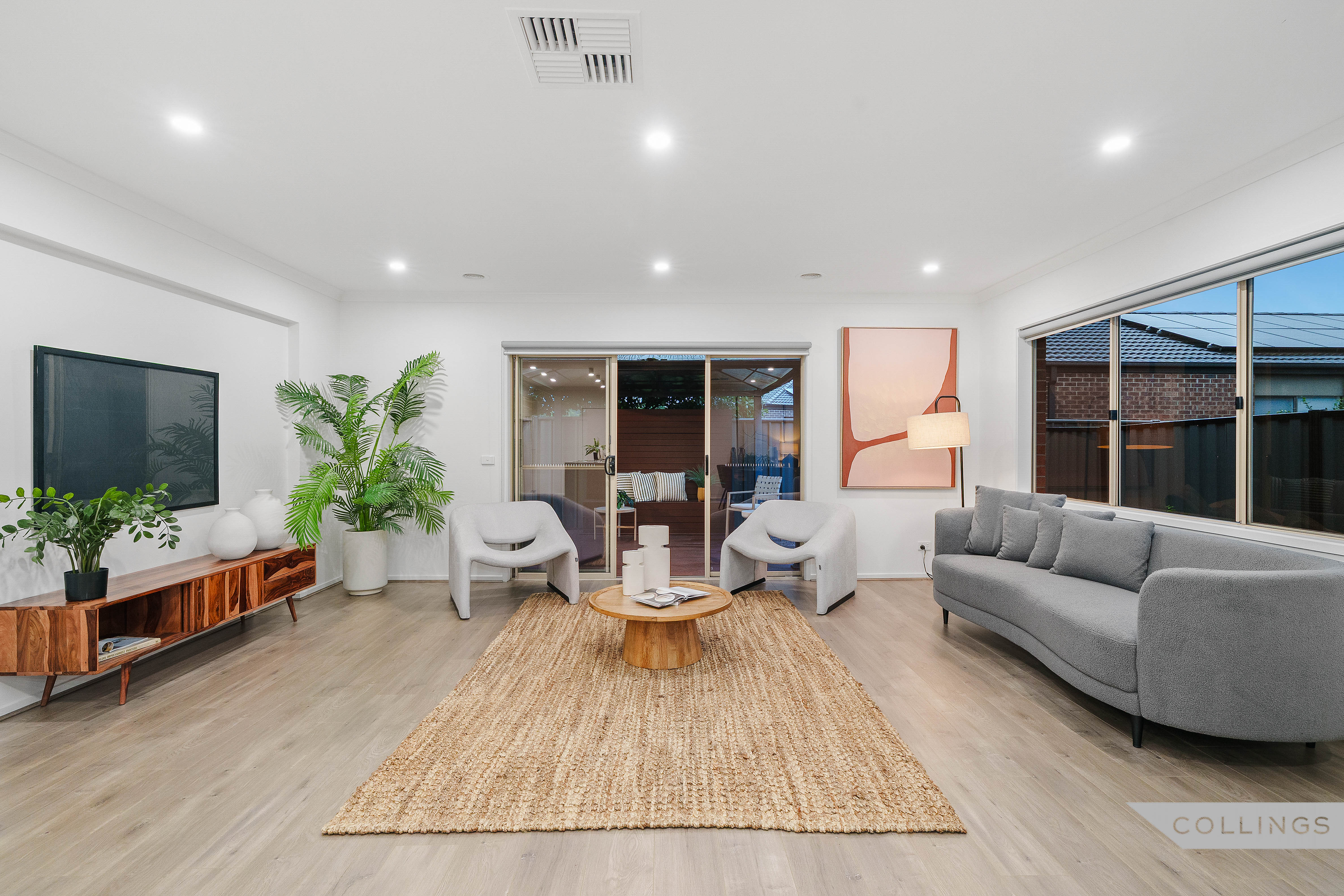 15 Paddys Place, South Morang VIC