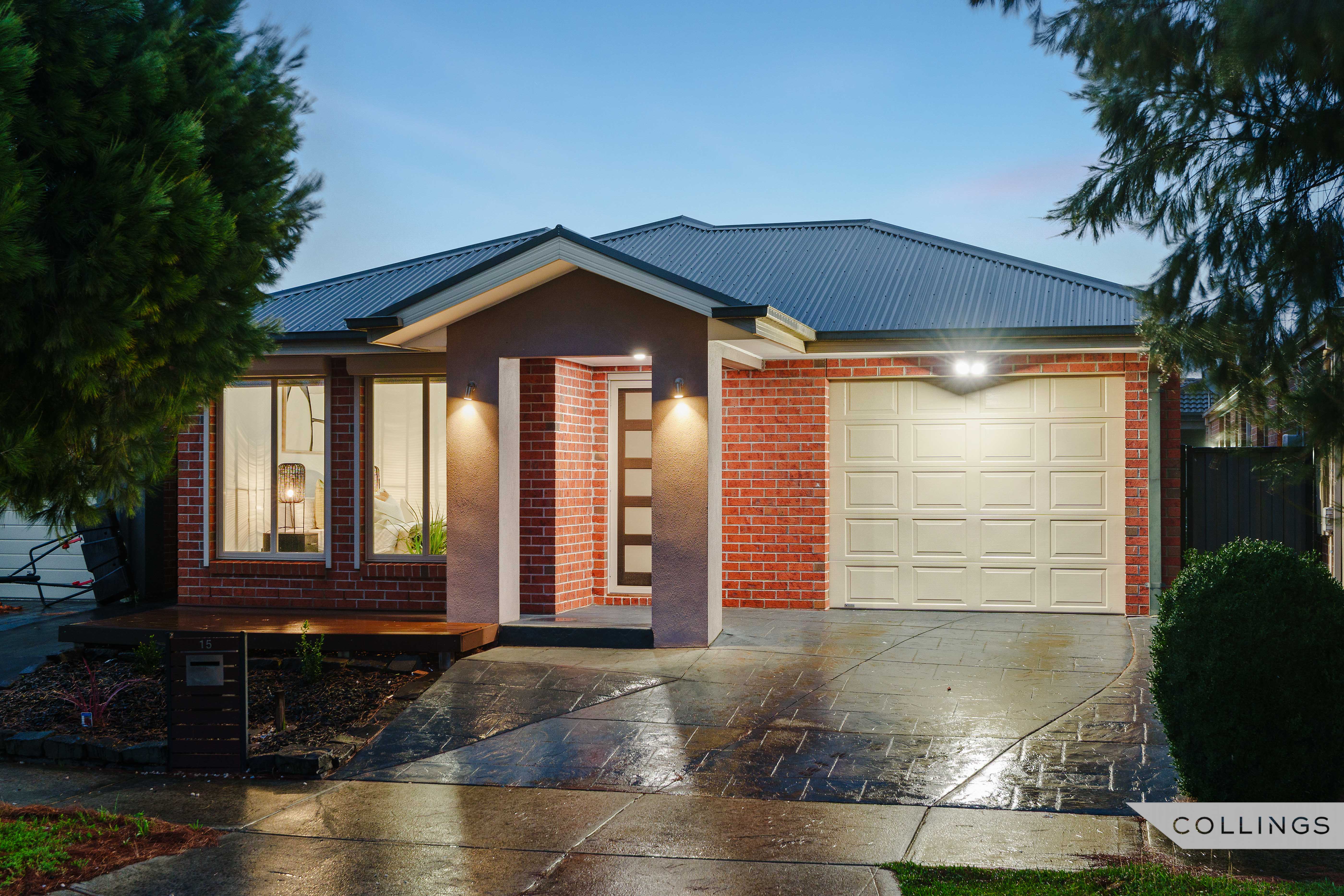 15 Paddys Place, South Morang VIC