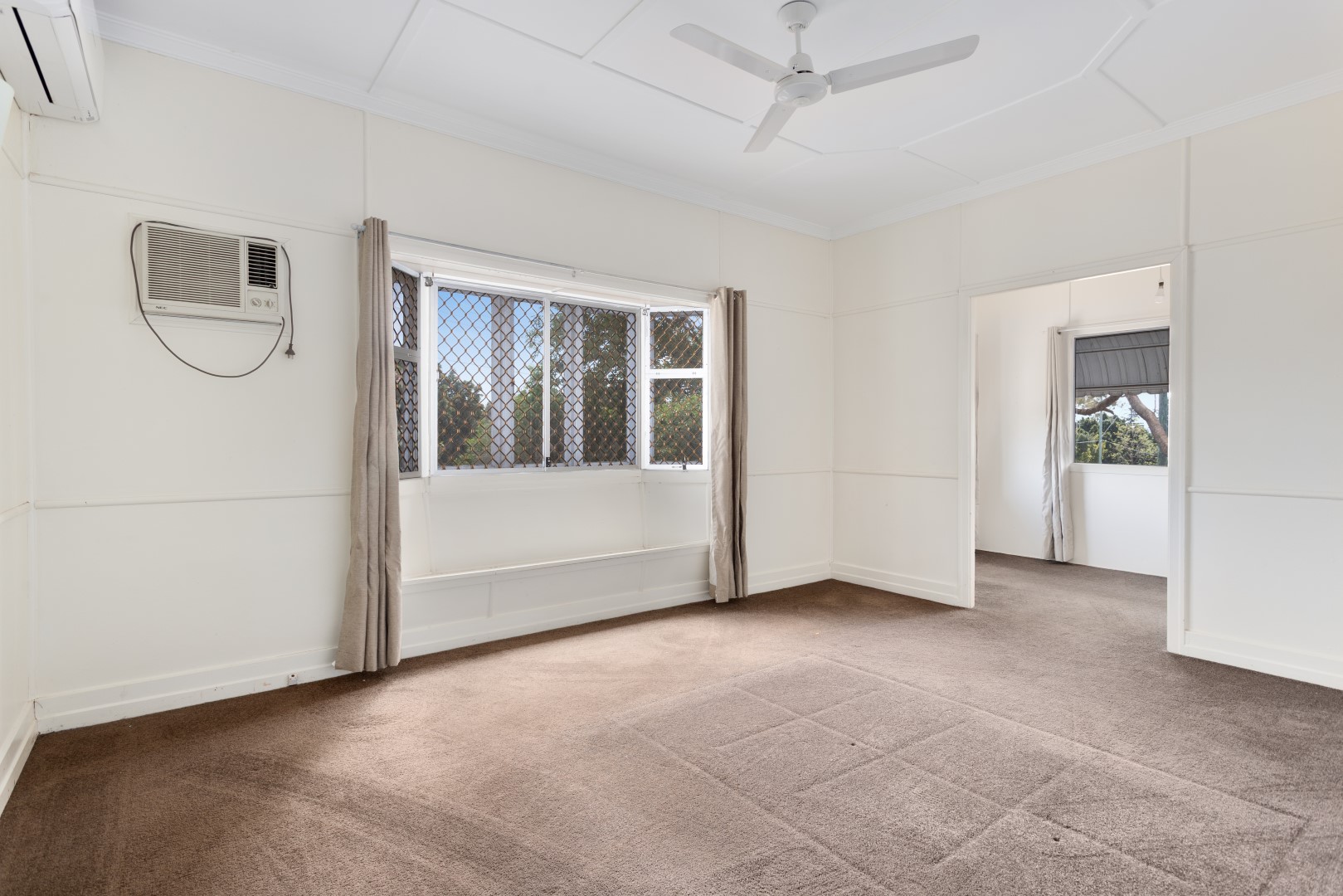 43 Chermside Road, Eastern Heights - Thumbnail 6