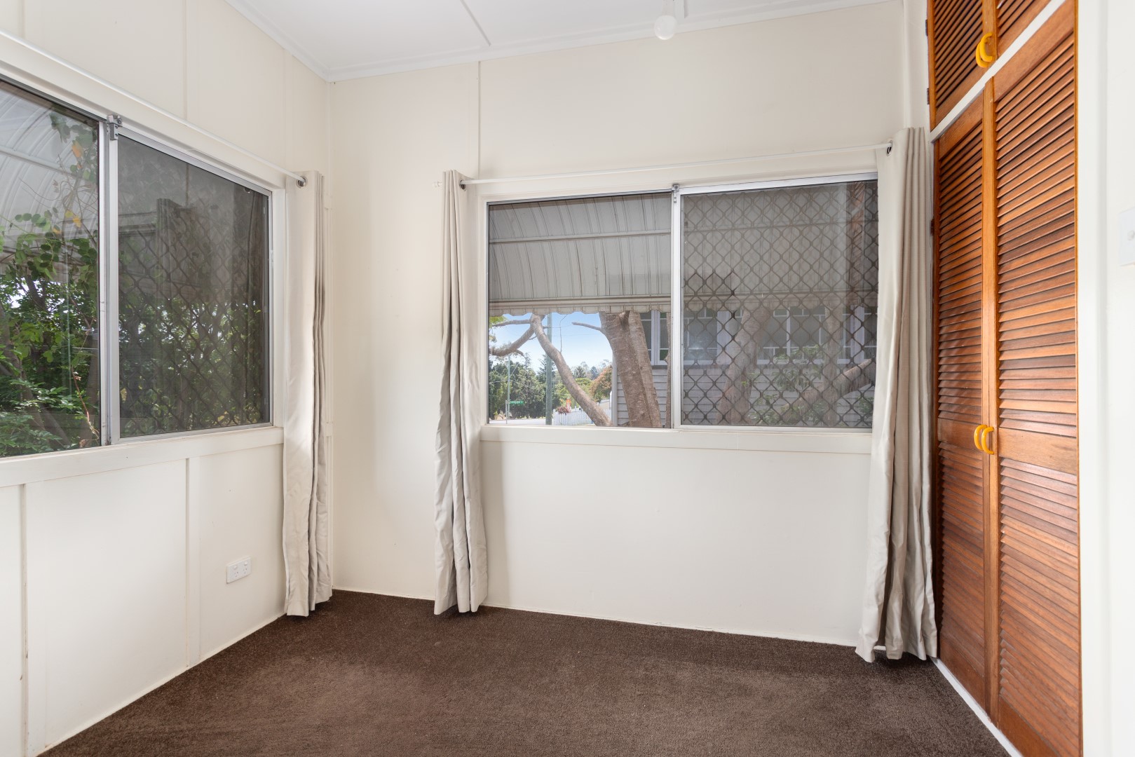 43 Chermside Road, Eastern Heights - Thumbnail 8