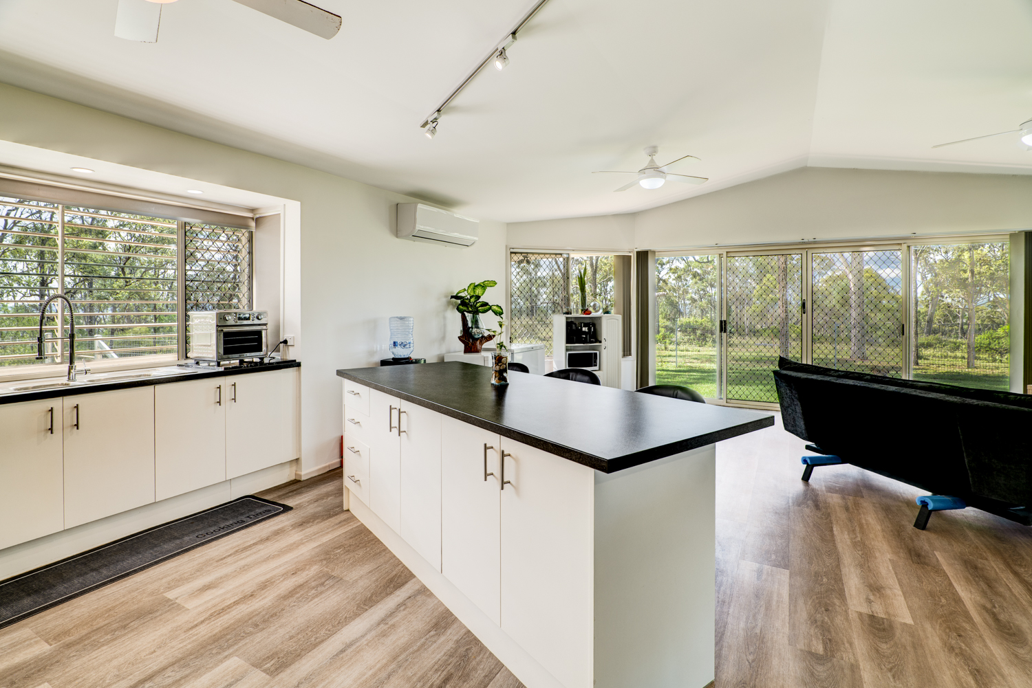 67 Lakeview Drive, Esk - Thumbnail 7