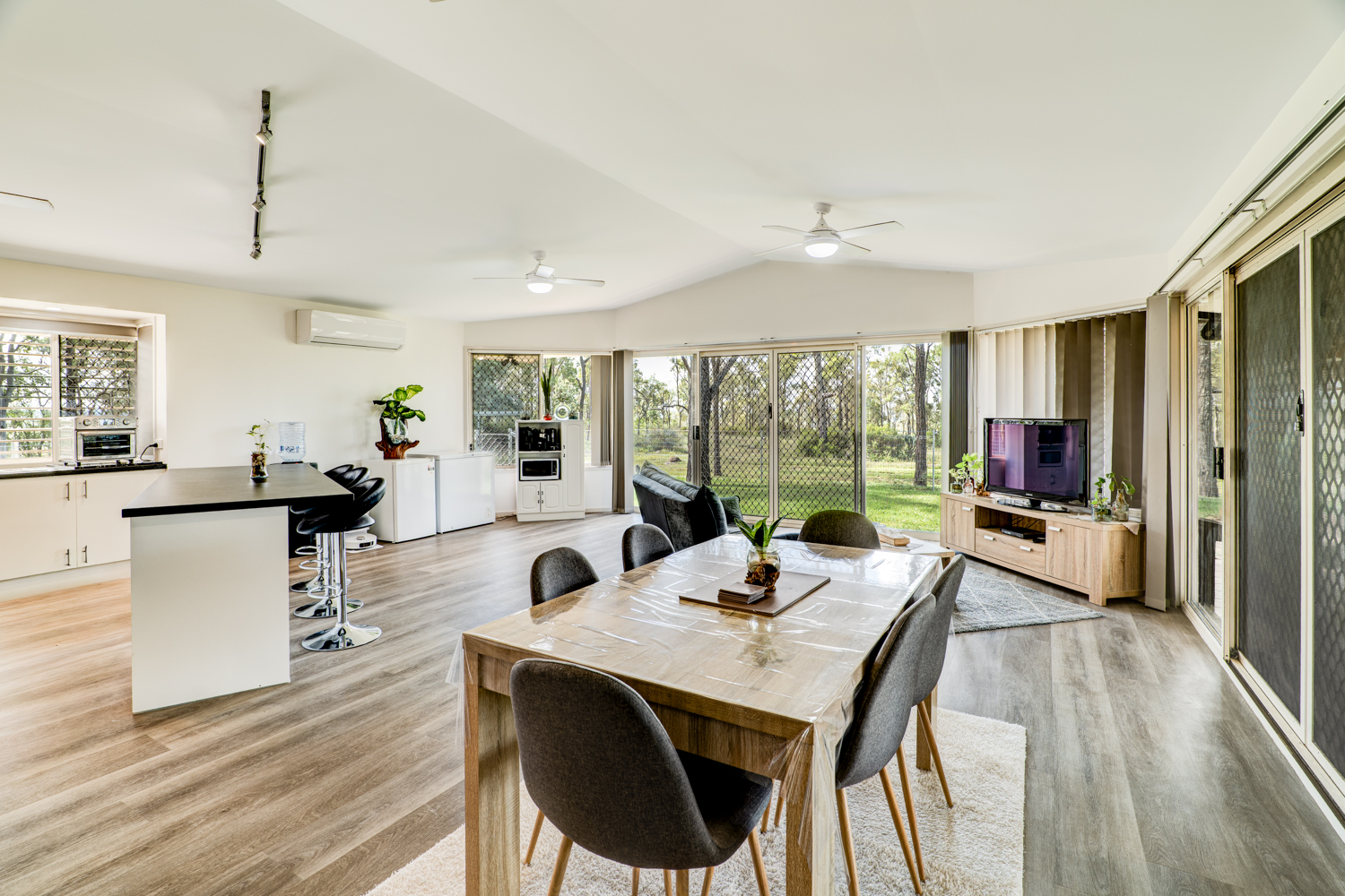 67 Lakeview Drive, Esk - Thumbnail 8