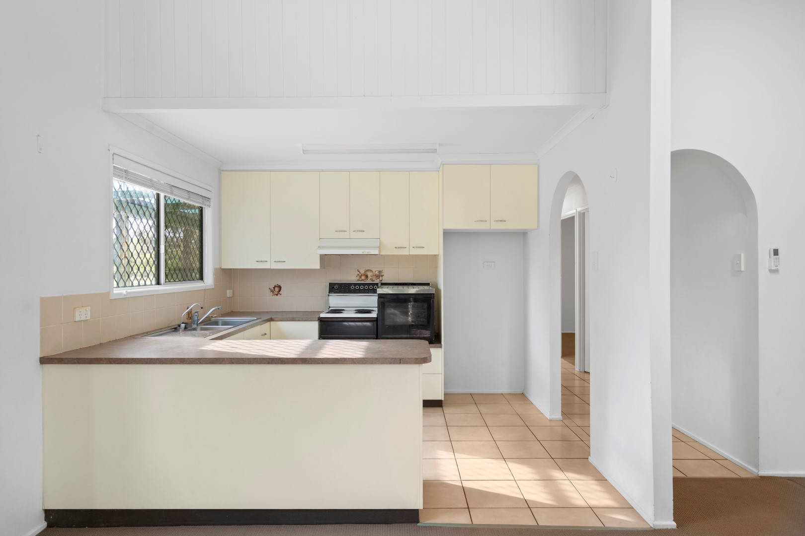 2 Tarana Avenue, Thagoona - Thumbnail 2