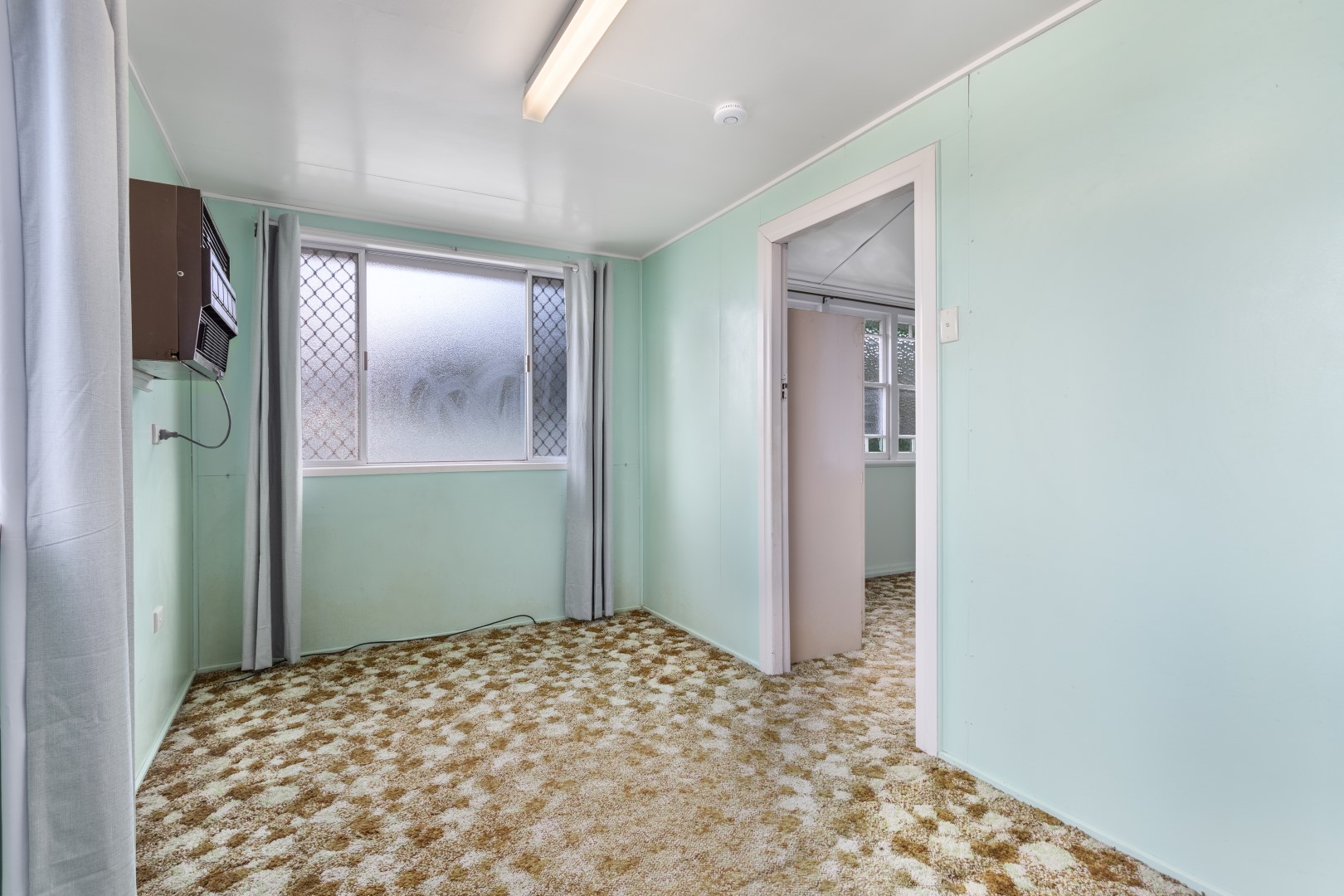 7 Tregair Street, Newtown - Thumbnail 8