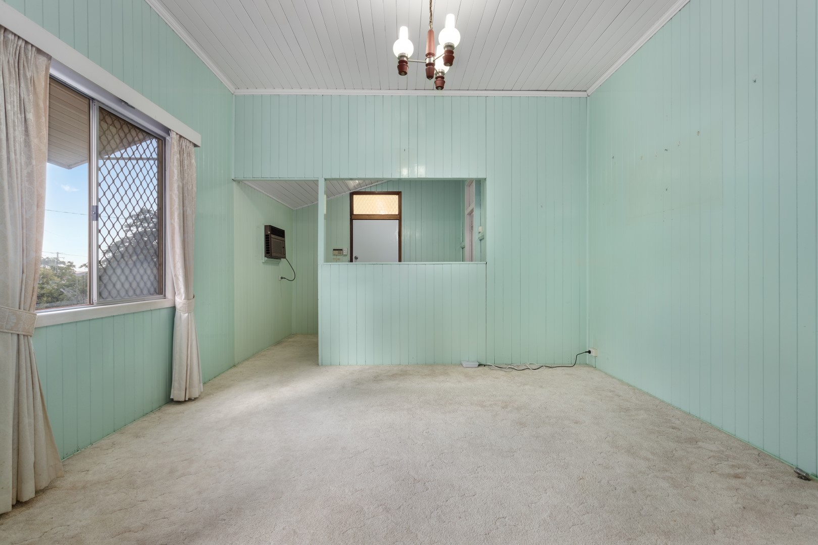 7 Tregair Street, Newtown - Thumbnail 3