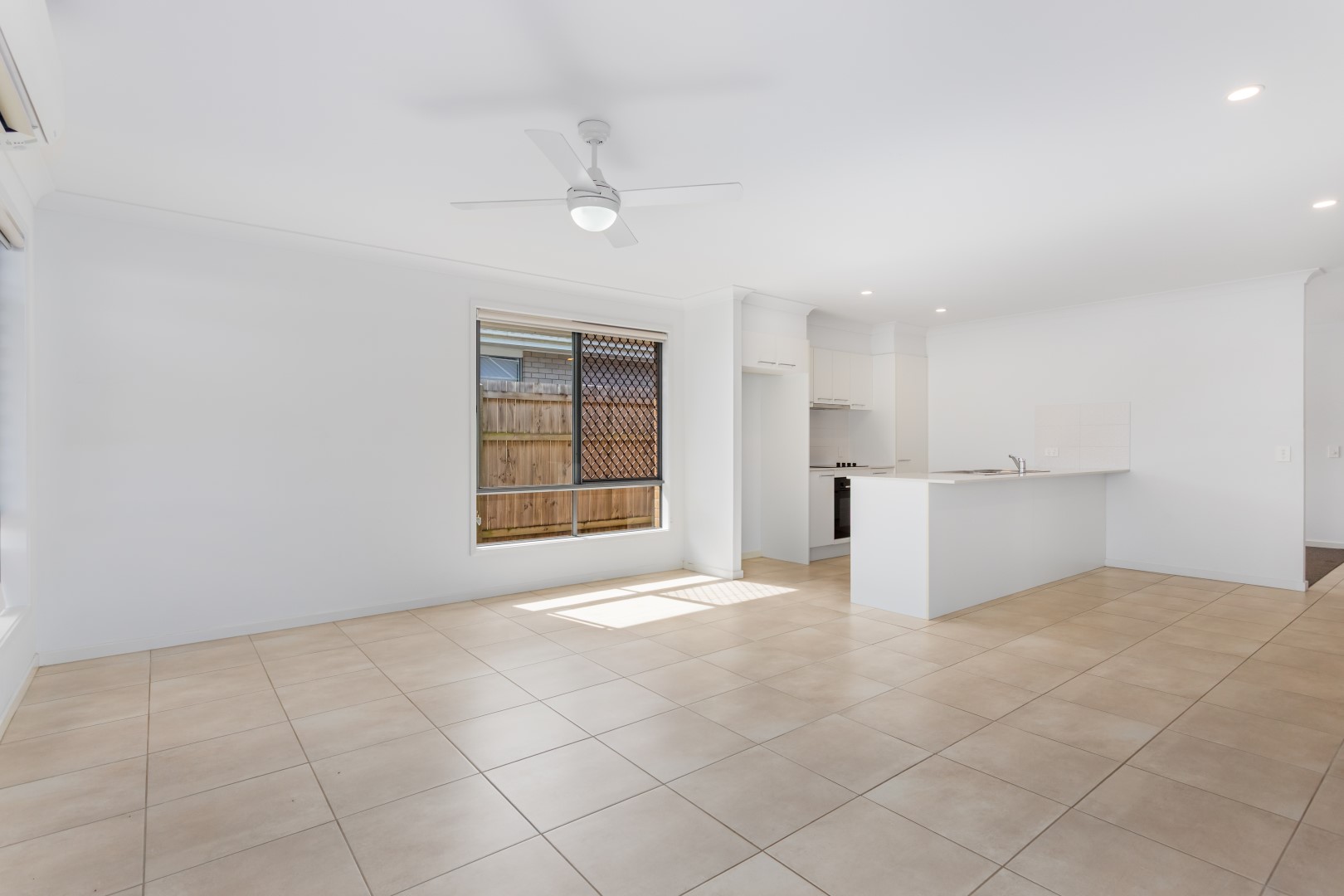 23 White Rock Drive, Redbank Plains - Thumbnail 4