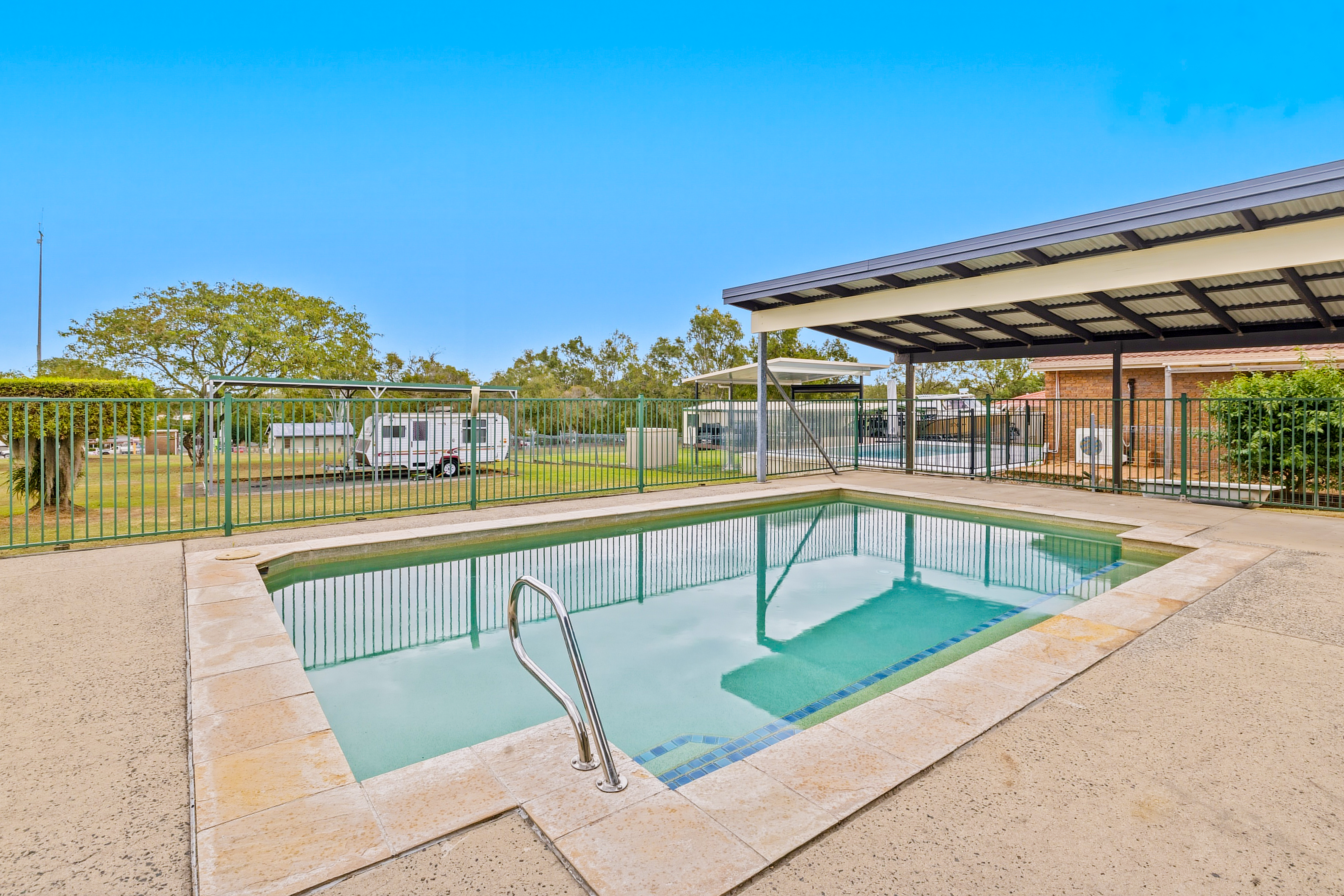 6 Farrell Drive, Walloon - Thumbnail 2