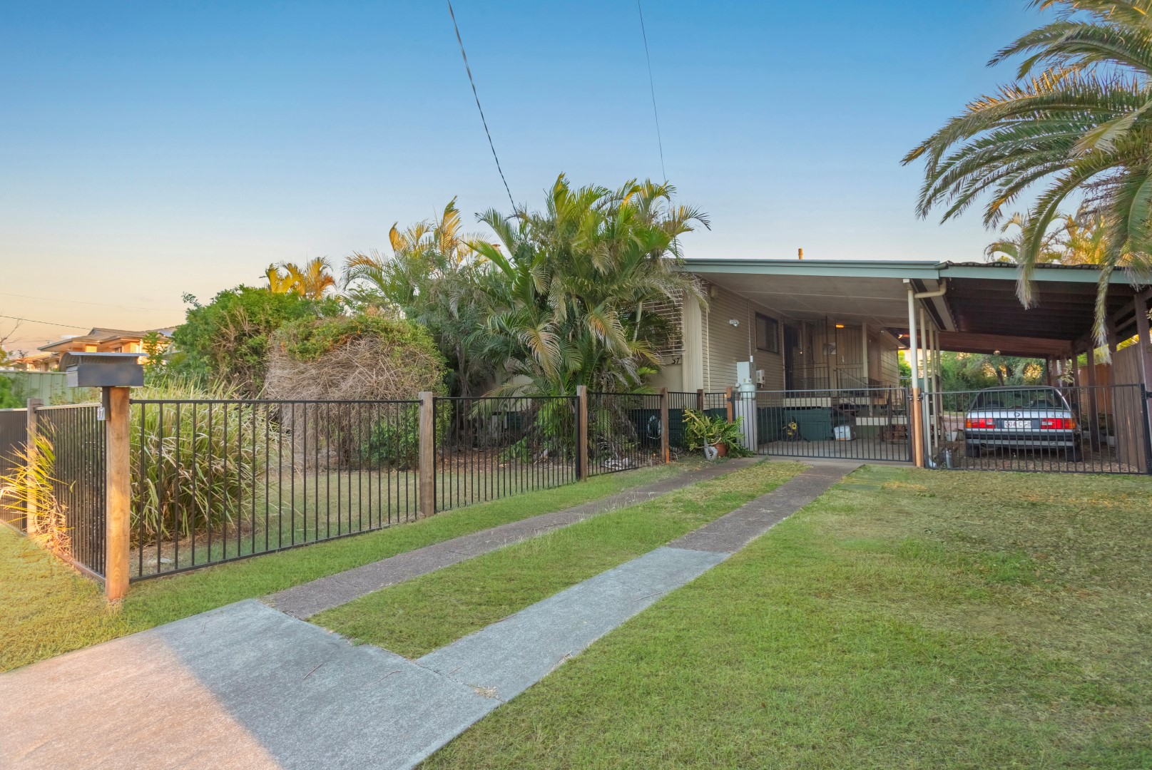 37 Edwards Street, Flinders View - Thumbnail 2