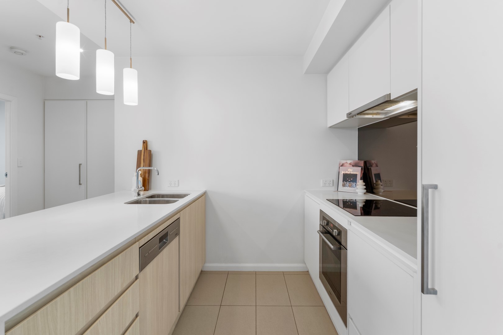 300 Old Cleveland Road, Coorparoo - Thumbnail 8