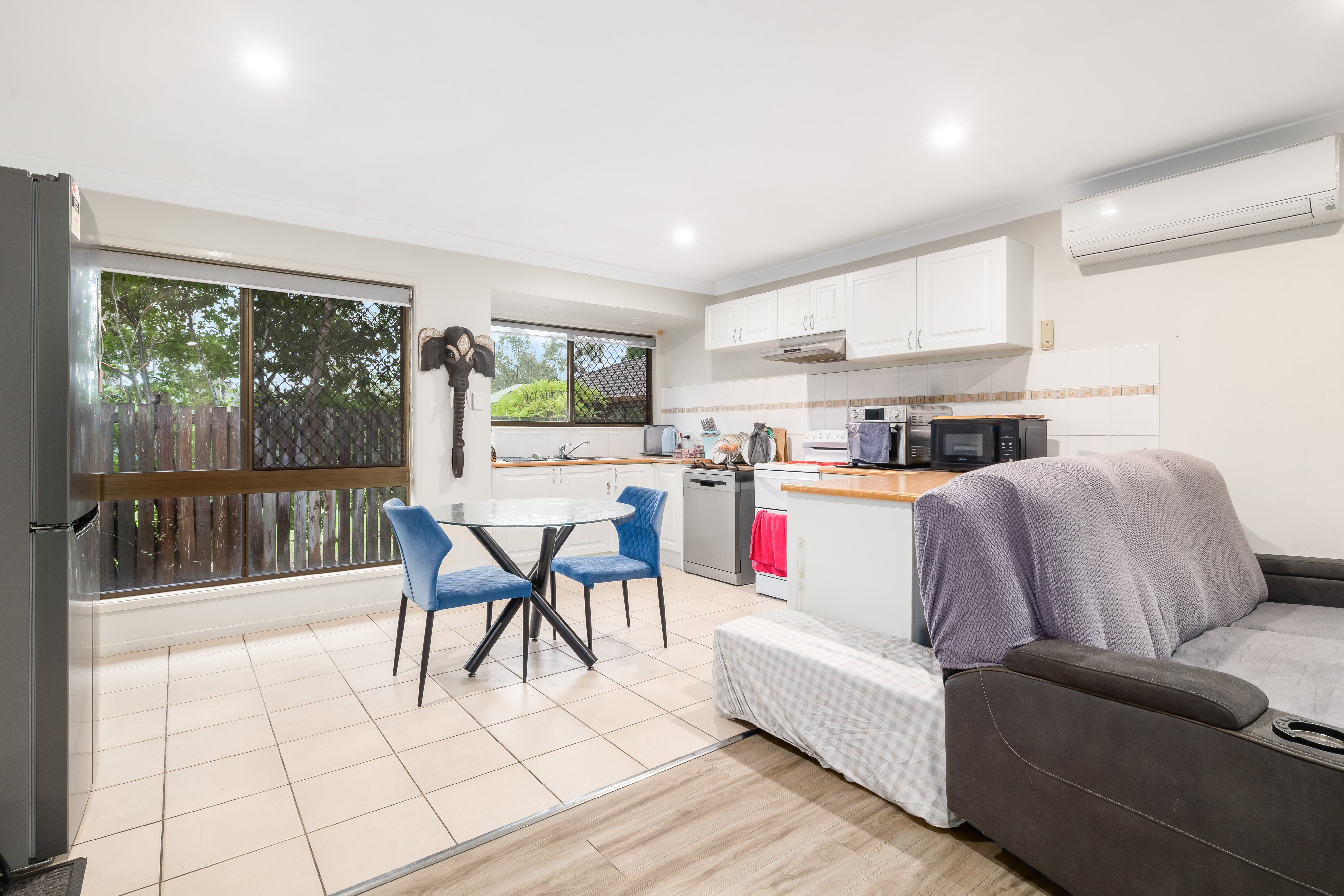 2 Hudson Street, Dinmore - Thumbnail 2
