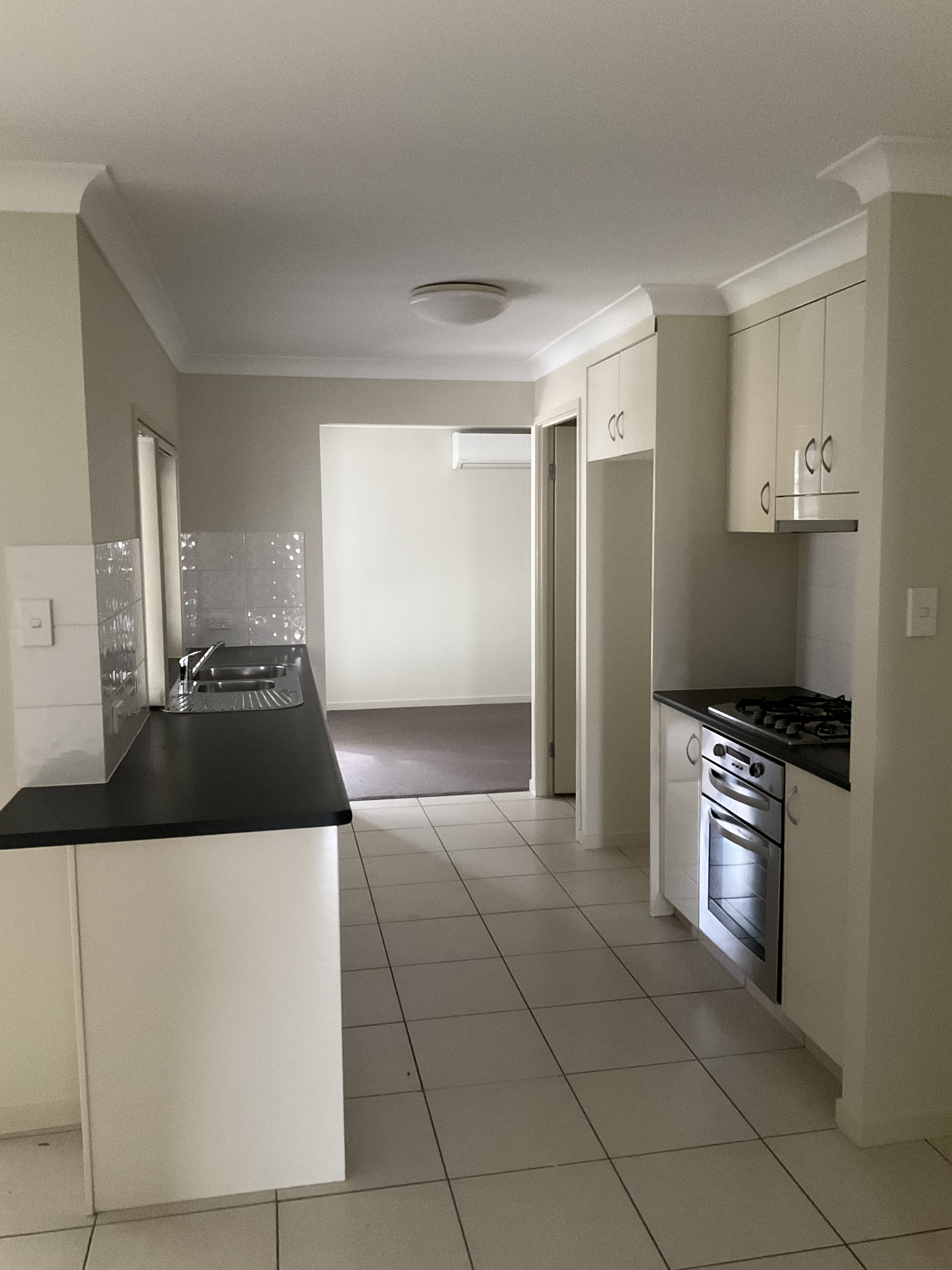 32 Arnhem Street, Flinders View - Thumbnail 2