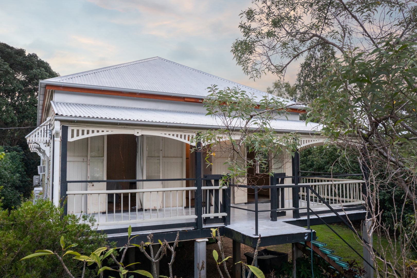 6 Bowen Street, Woodend - Image 1