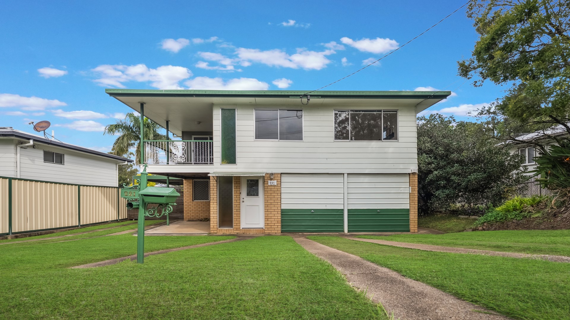 221 Blackstone Road, Silkstone - Image 1