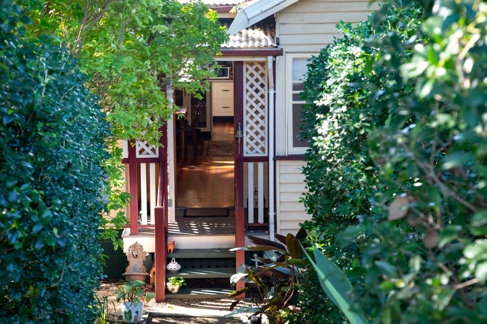 33 O'Sullivan Street, Woodend - Image 1