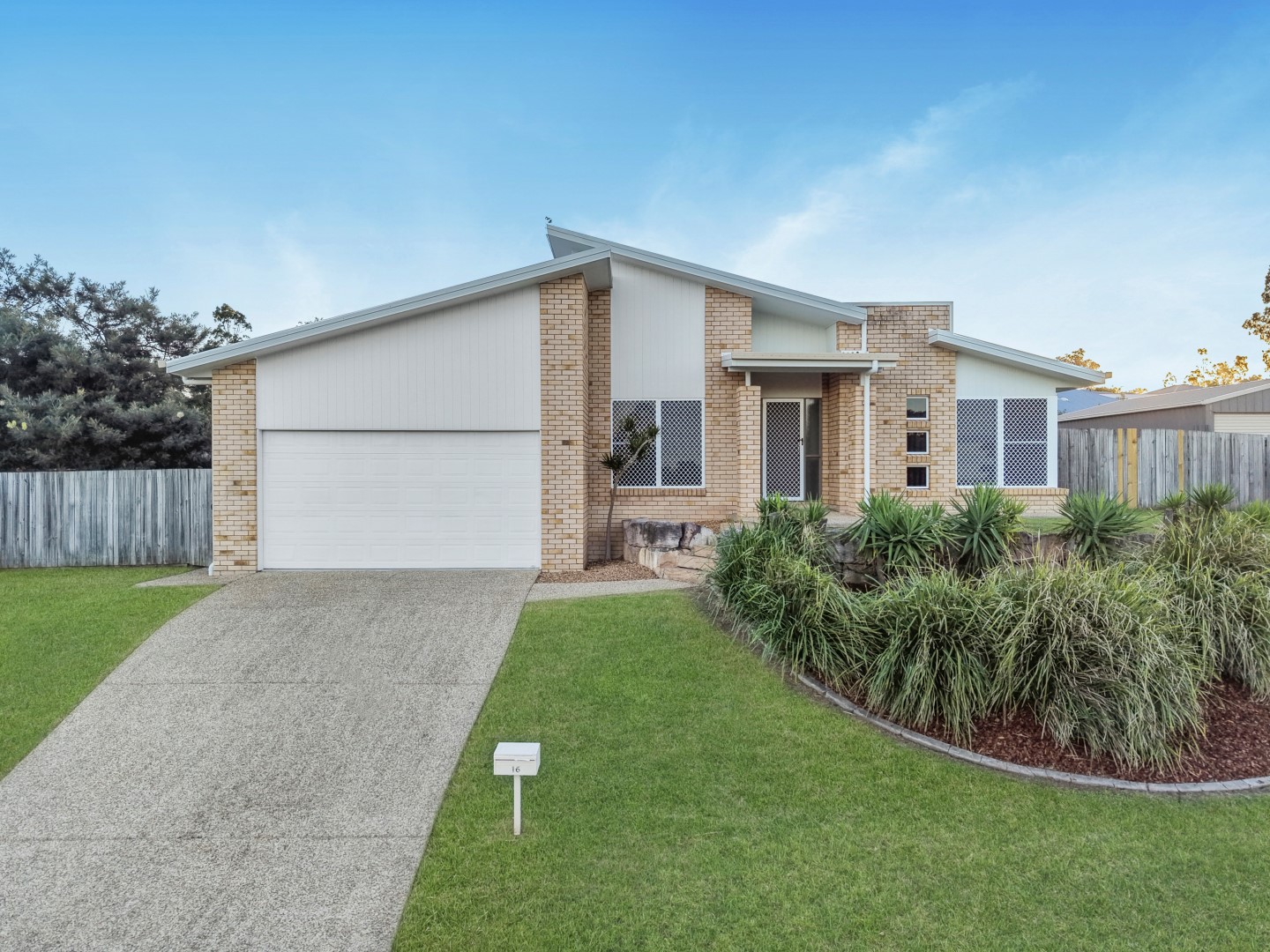 16 Dannika Way, Deebing Heights - Image 1