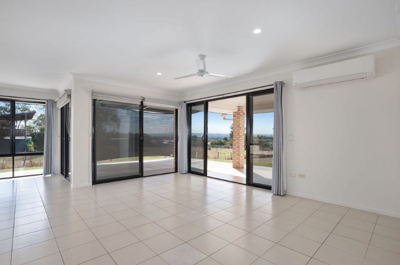 25 Donaldson Road, Plainland - Thumbnail 3