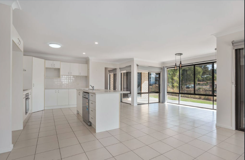 25 Donaldson Road, Plainland - Thumbnail 4