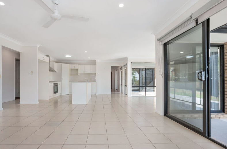 25 Donaldson Road, Plainland - Thumbnail 5