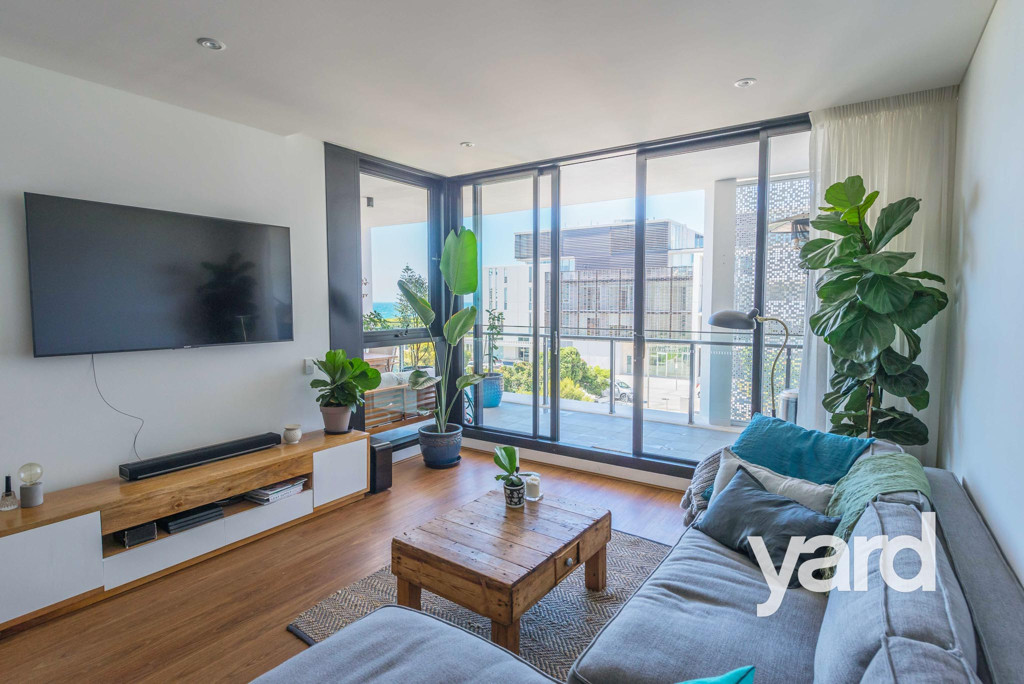 303/17 Freeman Loop, North Fremantle WA 6159, North Fremantle - Thumbnail 2