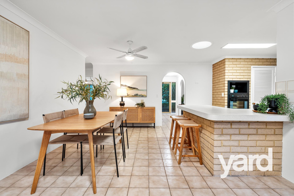 7 Alexander Road, Ardross WA, Ardross - Thumbnail 2