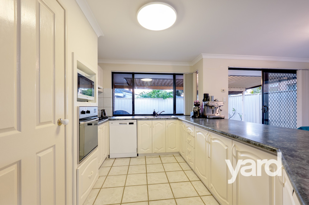 13 Cowan Street, Alfred Cove WA 6154, Alfred Cove - Thumbnail 4