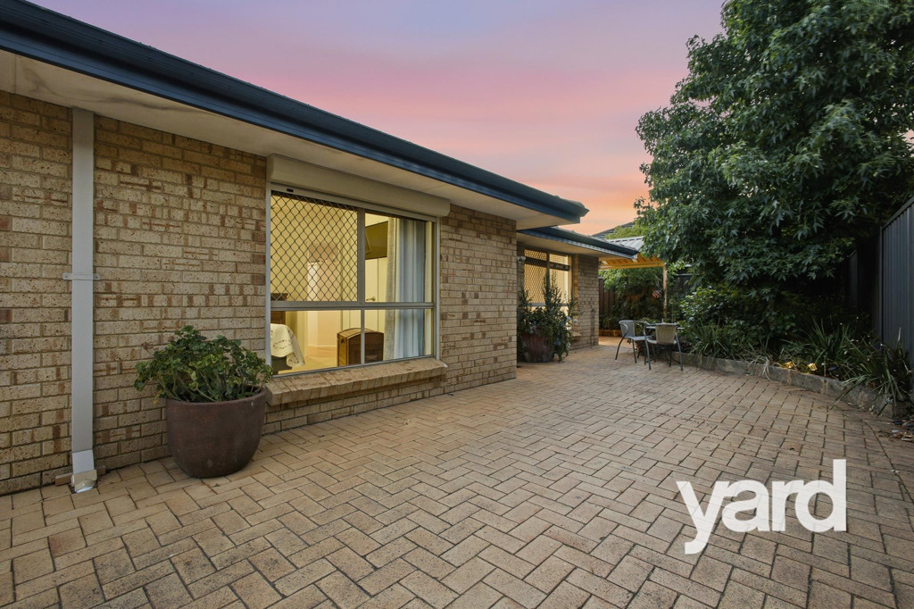 9B Cowan Street, Alfred Cove WA, Alfred Cove - Thumbnail 2