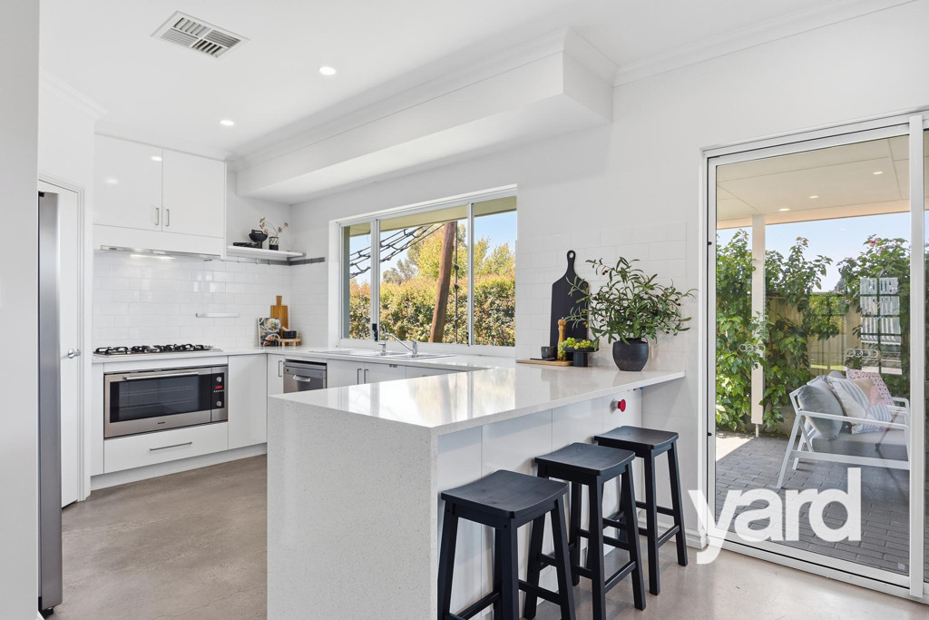 11 Peel Road, O'Connor WA 6163, O'Connor - Thumbnail 3