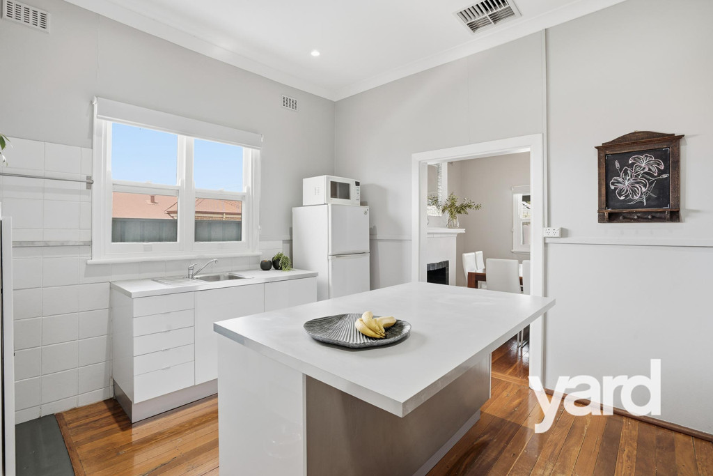 5 Zenobia Street, Palmyra WA 6157, Palmyra - Thumbnail 3