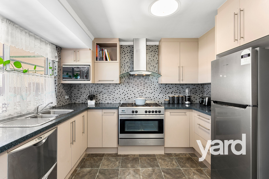 6 Shelley Way, Lake Coogee WA 6166, Lake Coogee - Thumbnail 4