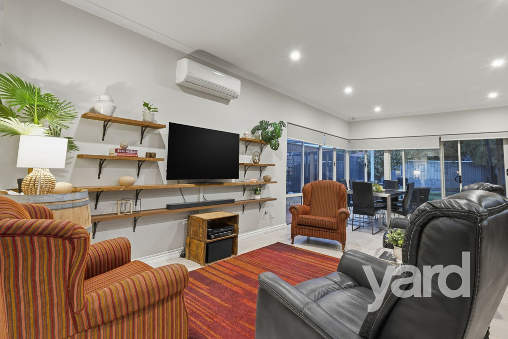 19 Jagoe Loop, Willagee WA, Willagee - Thumbnail 3