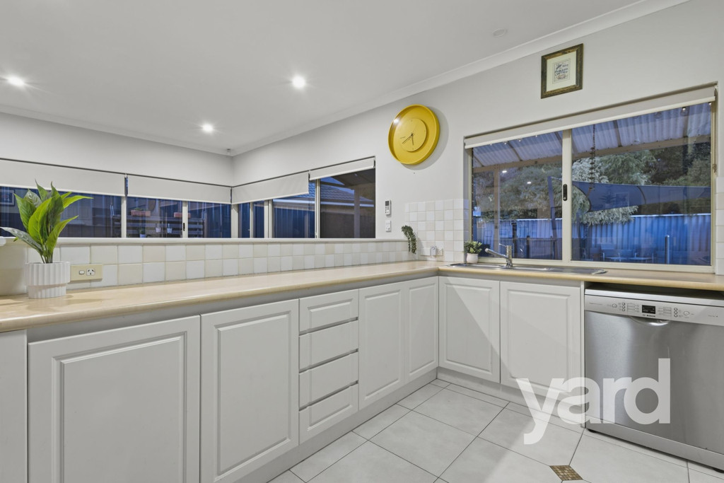 19 Jagoe Loop, Willagee WA, Willagee - Thumbnail 5
