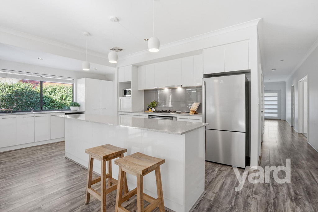 26 Arkwell Street, Willagee WA, Willagee - Thumbnail 2