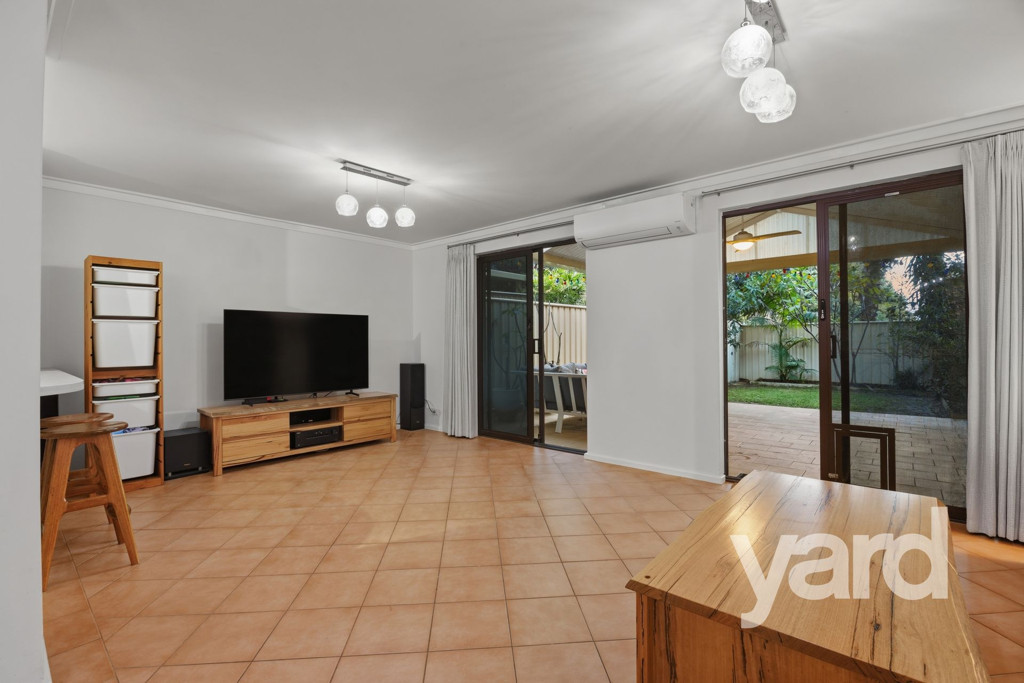 8/41 Robert Street, Como WA 6152