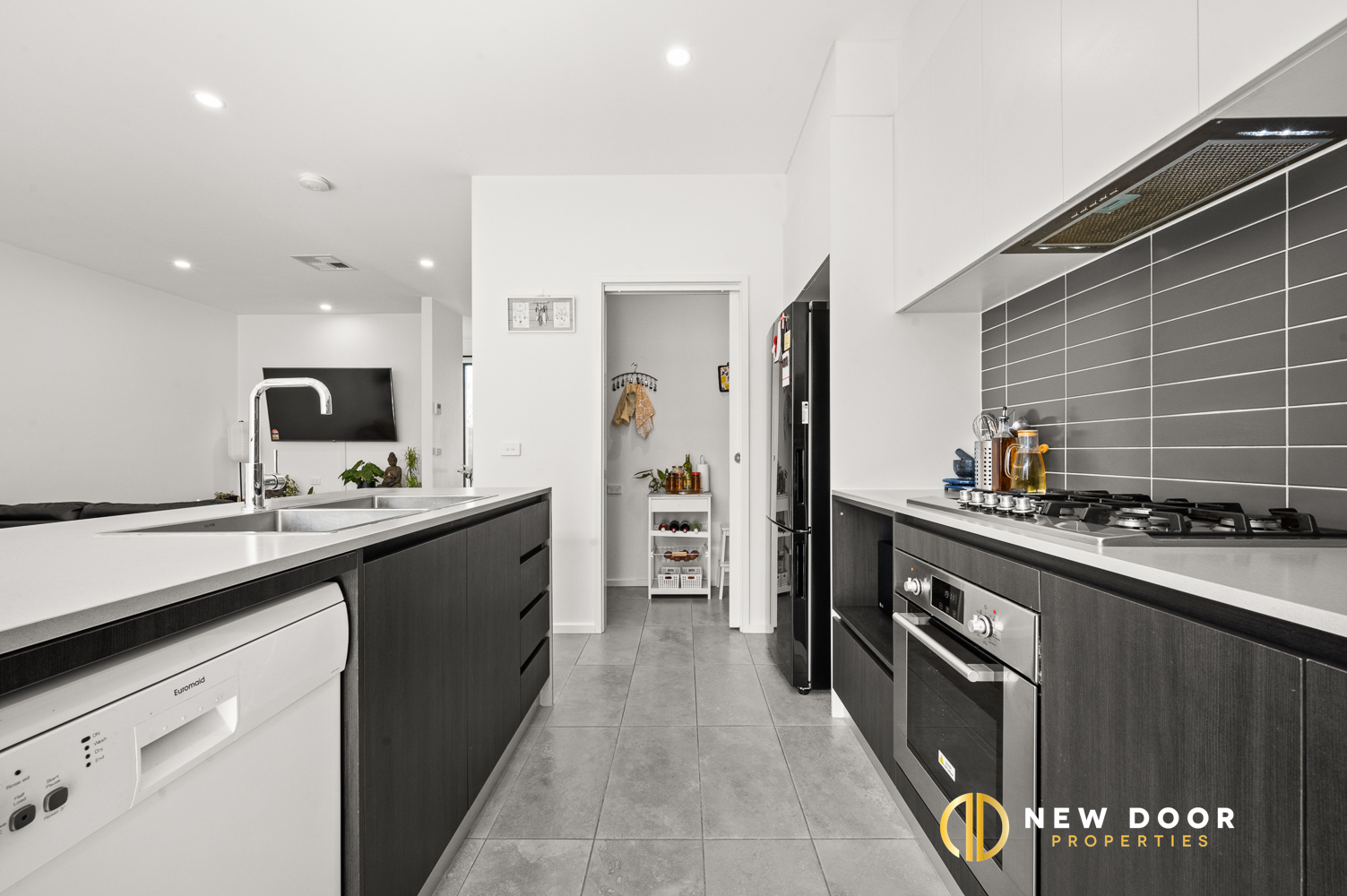 4/75 Bellhouse Crescent, Moncrieff ACT, Moncrieff - Thumbnail 3